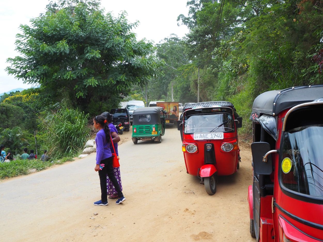 Fahrt mit dem Tuk Tuk in Ella