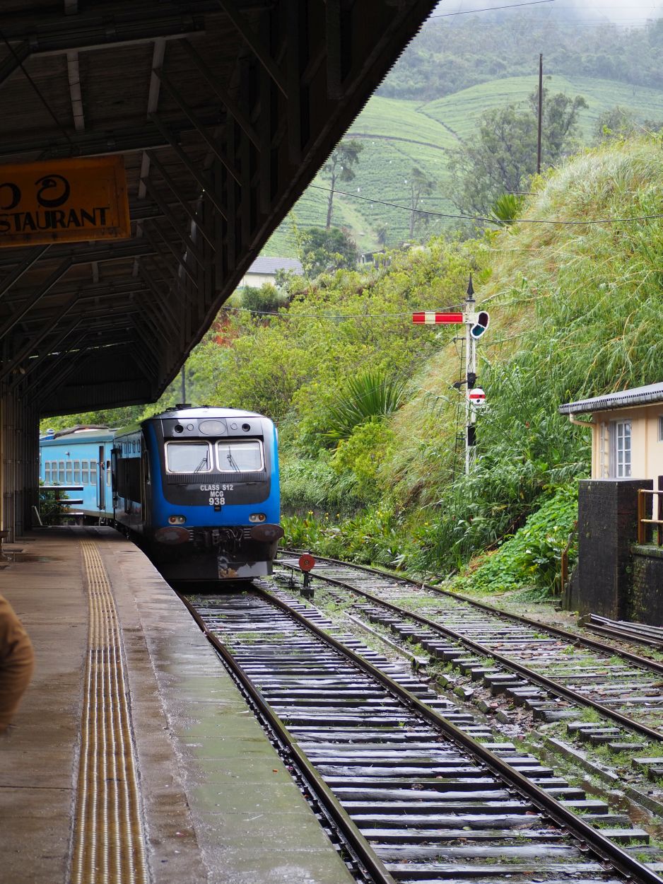 Bahnstation Nanu-Oya in Sri Lanka