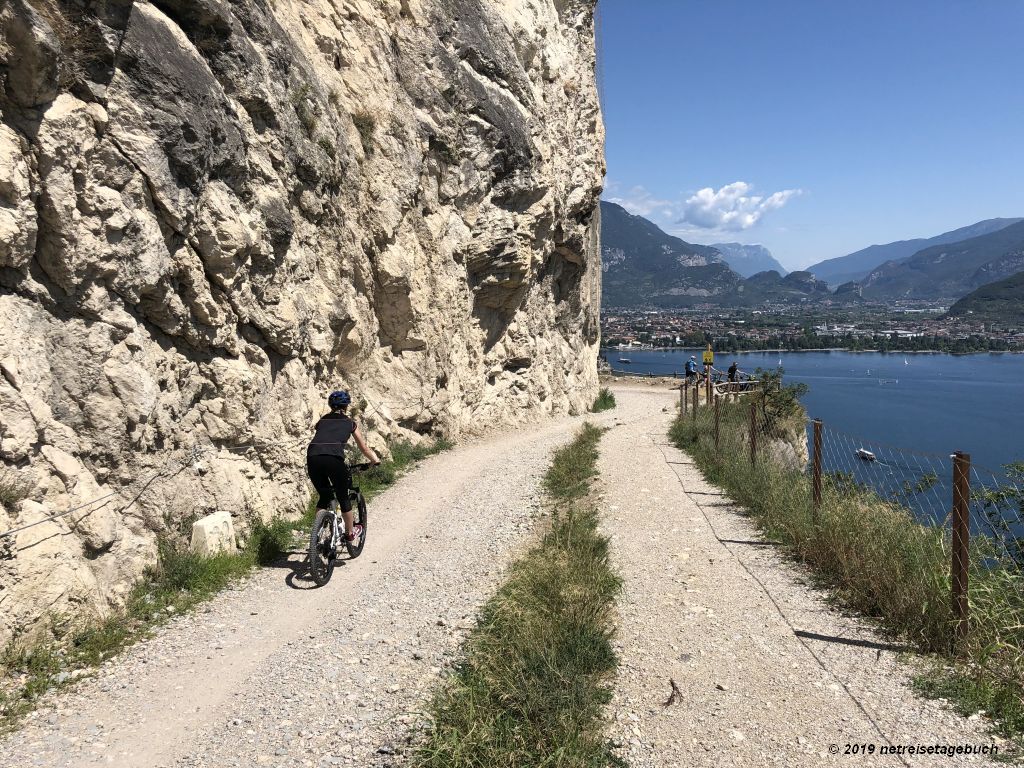 Die alte Ponalestraße in Riva del Garda