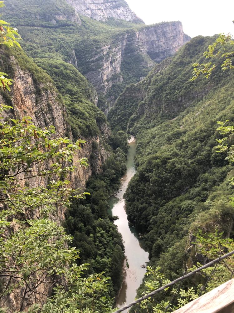 Blick auf die Limaro-Schlucht