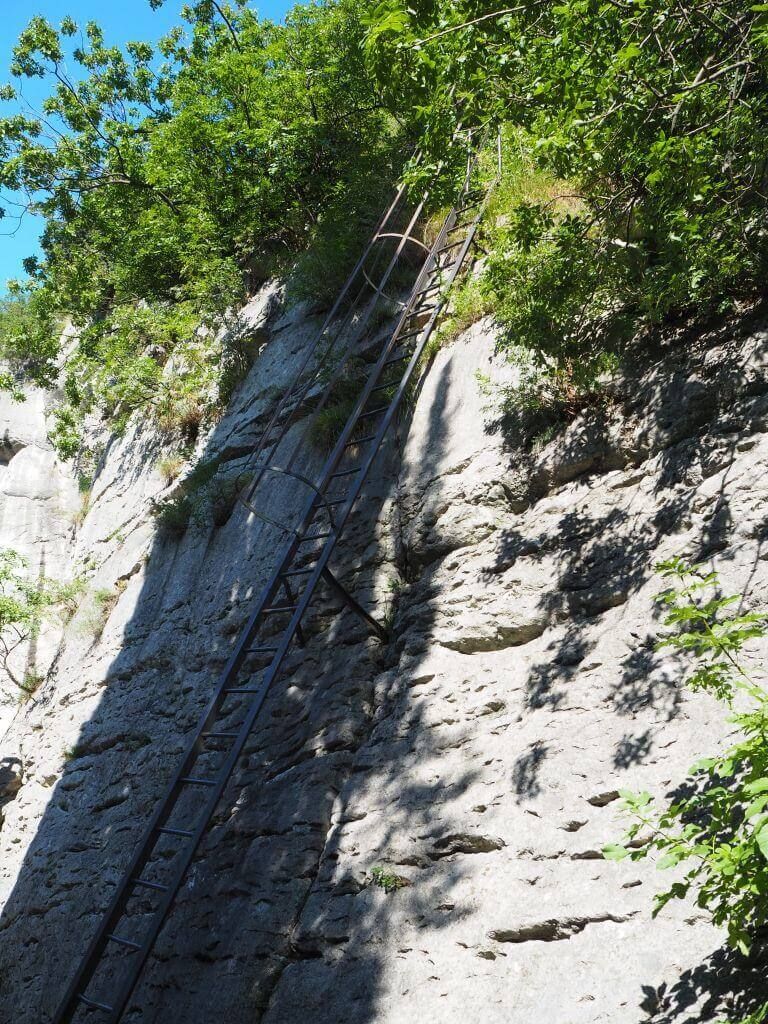 Leiter zum Marmitte dei Gigante in Torbole