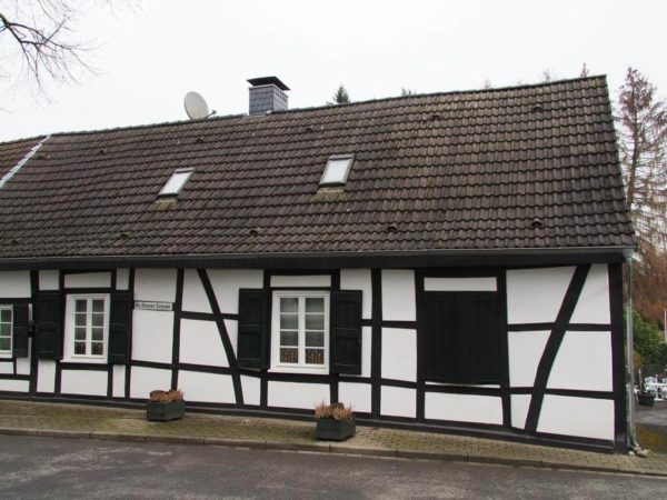 Mintarder Dorfschule