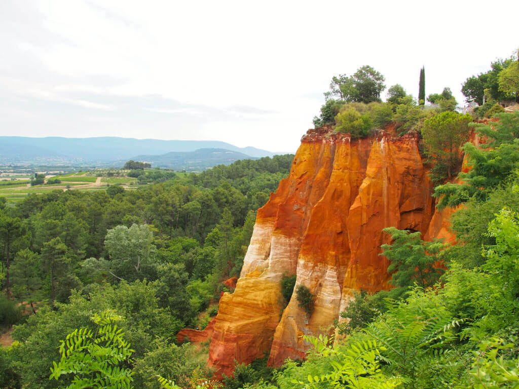 Ockerfelsen von Roussillon