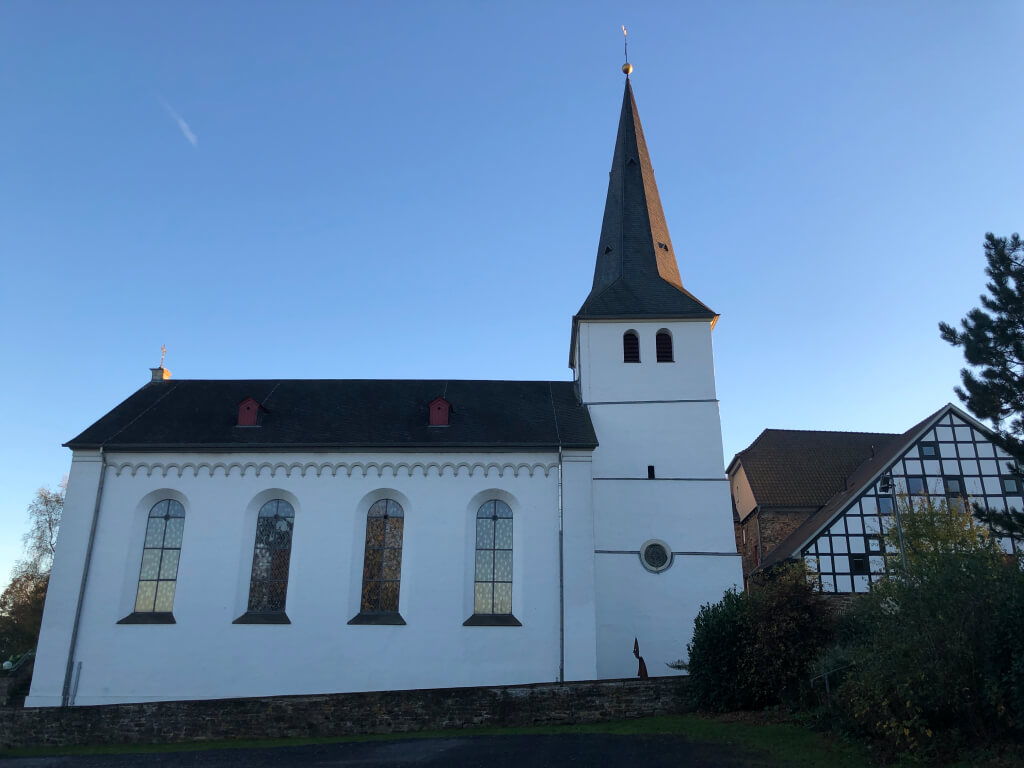 Kirche Honrath