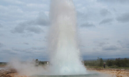 Geysir Island