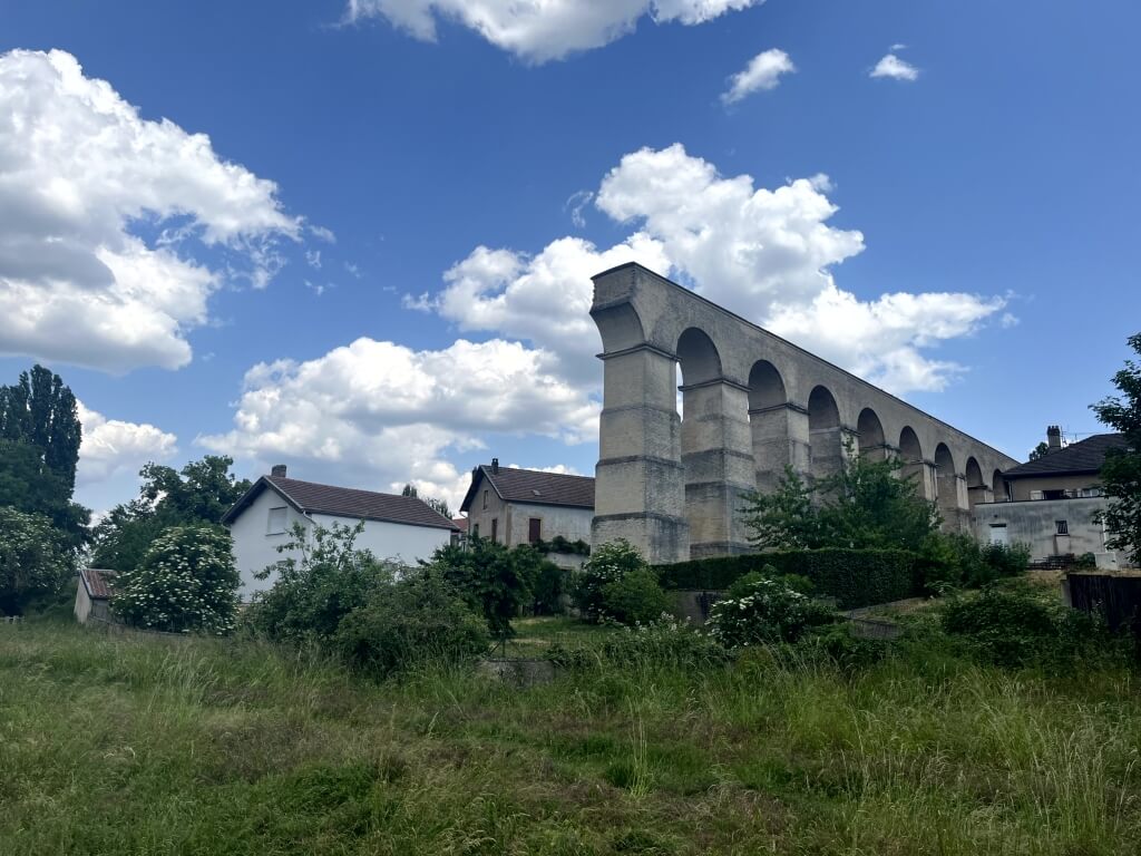 Aquädukt Jouy-aux-Arches