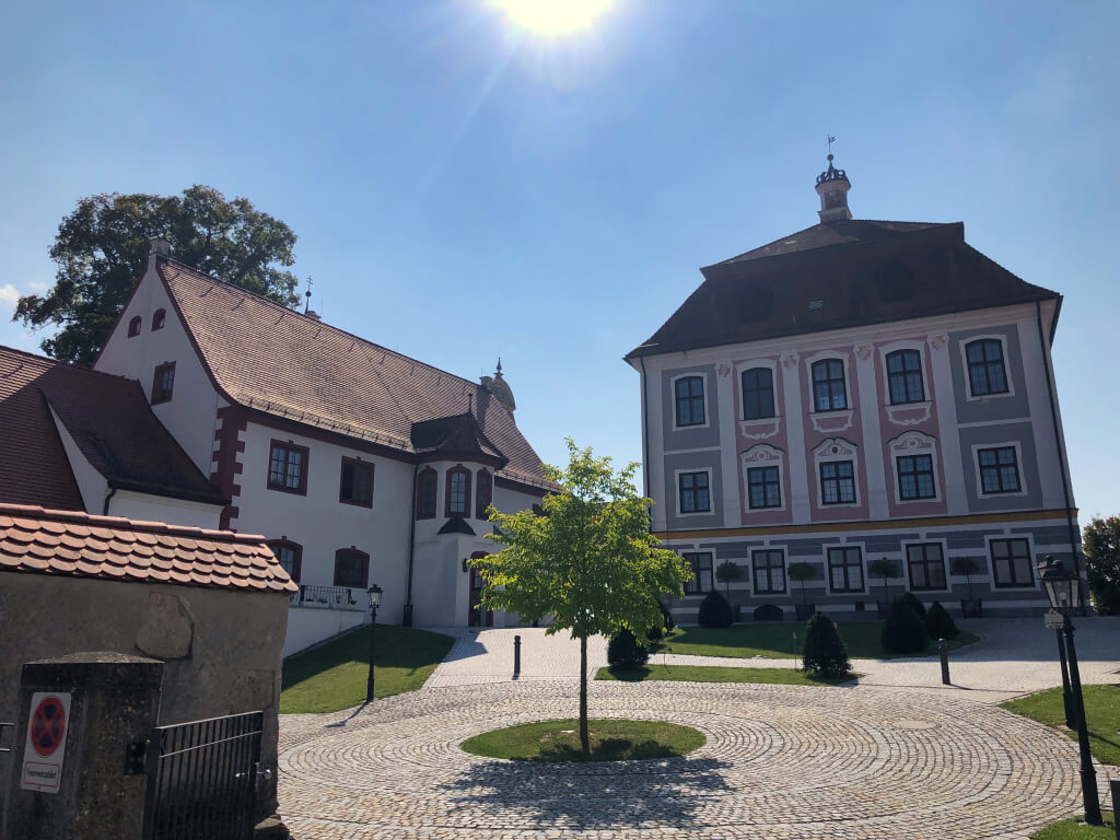 Schloss Leitheim